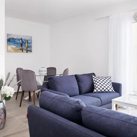Penthouse Apartment 2 Bedrooms Paradise Beach Front Διαμέρισμα *
